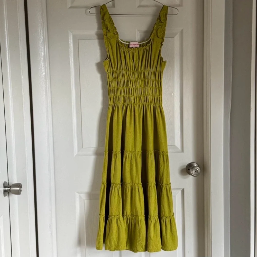 Lisa Says Gah Olive Smocked Midi Dress - Picture 1 of 7